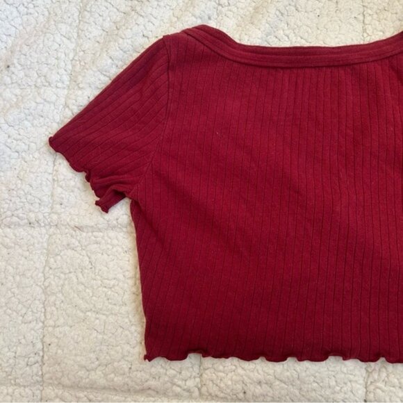 SHEIN Red Button-Up Crop Top Ribbed​ - Picture 6 of 7